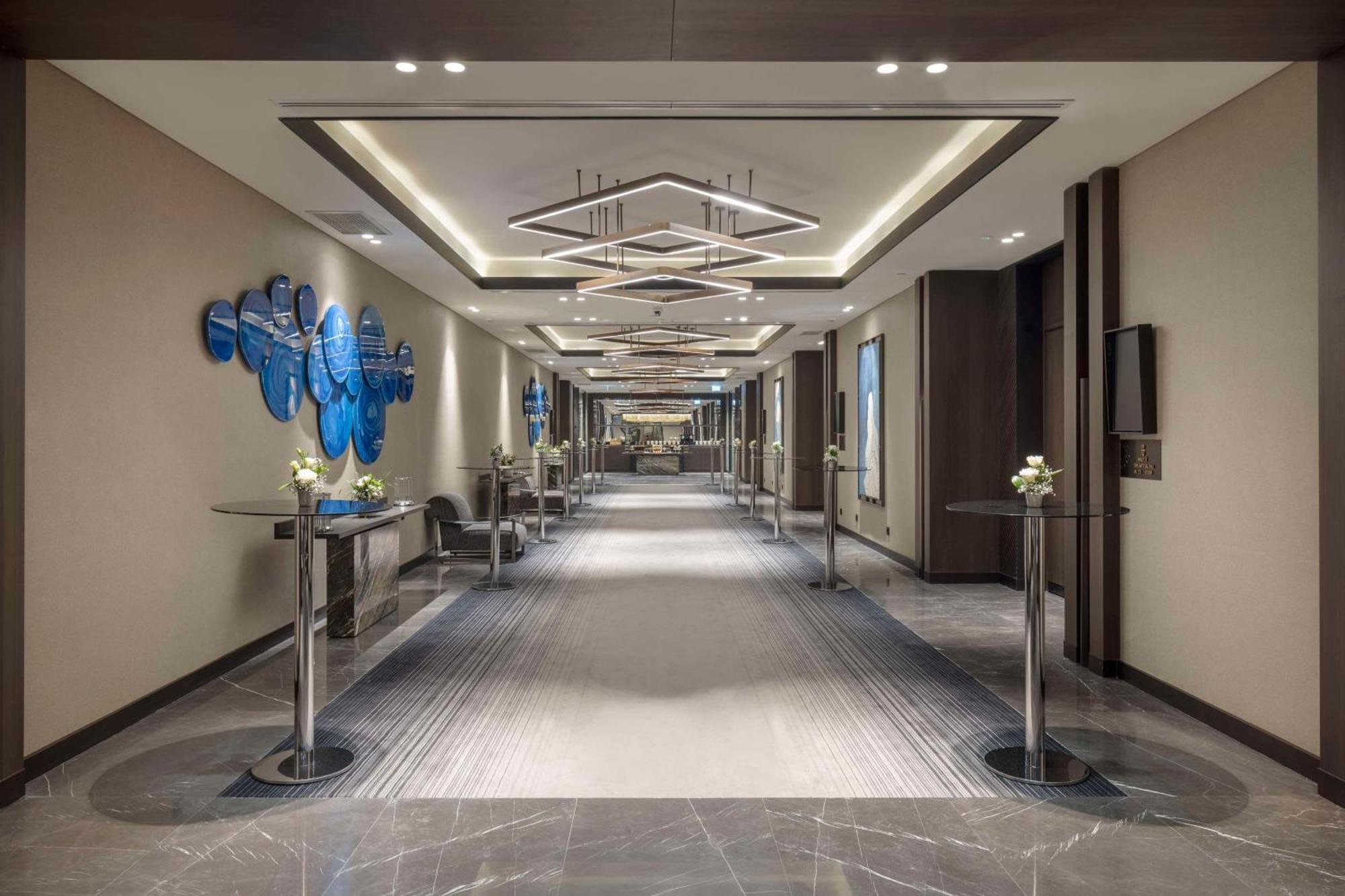 فندق Doubletree By Hilton سانليورفا المظهر الخارجي الصورة