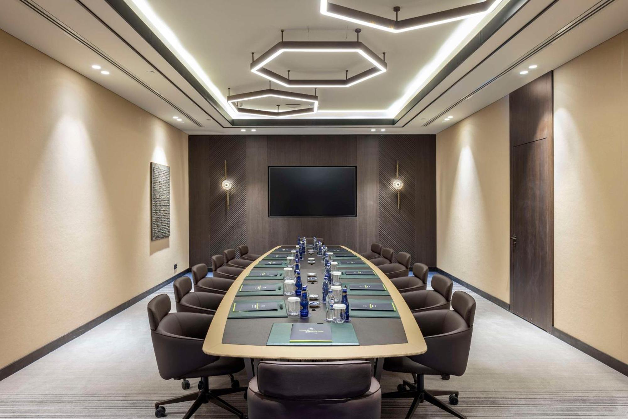 فندق Doubletree By Hilton سانليورفا المظهر الخارجي الصورة